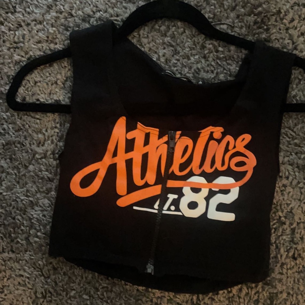 zip up crop top
